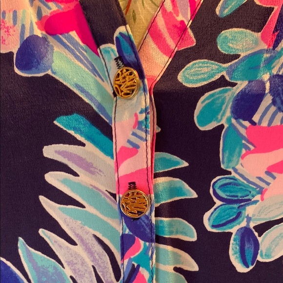 Lilly Pulitzer Elsa Silk toPink and Blue Long Sleeve Blouse - Picture 7 of 11
